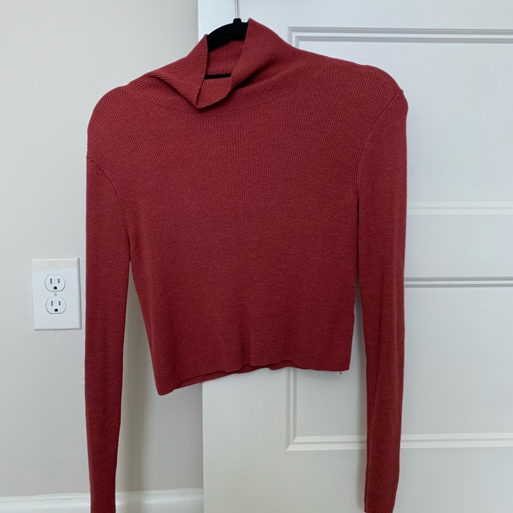 Kendall & Kylie Burnt Orange Cropped Long Sleeve